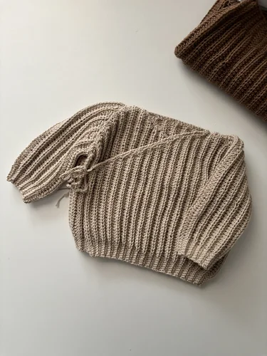 Háčkovaný Svetrík 0-6m