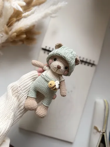 Medvedík Bery -Včielka