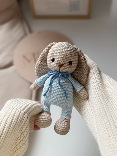 Háčkovaný Zajačik NOEL