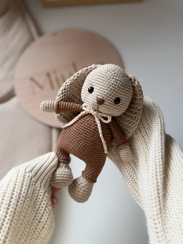 Zajačik NOEL-hnedý