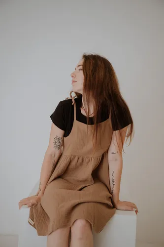 Dámske Šaty Ella -hnedá (Veľ.: S)